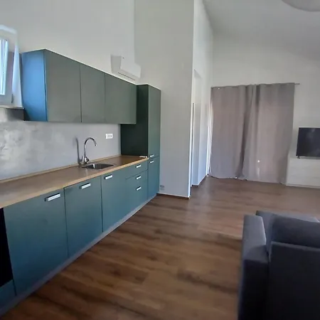 Apartment Aci Marina Milna Apartmani