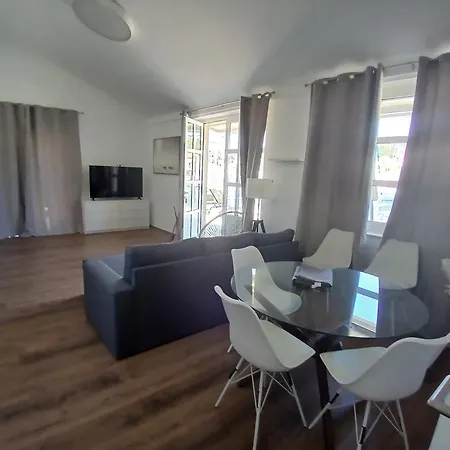 Aci Marina Milna Apartmani Apartment *