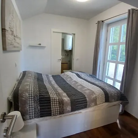 Apartment Aci Marina Milna Apartmani *