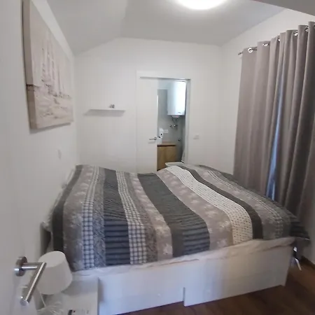 Aci Marina Milna Apartmani Apartment Kovacic