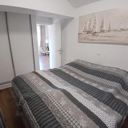 Aci Marina Milna Apartmani Apartment Kovacic